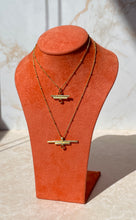 Load image into Gallery viewer, Horizon Bar Necklace