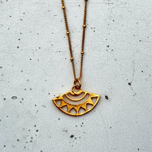 Load image into Gallery viewer, Gold Geo Fan Necklace