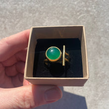 Load image into Gallery viewer, Gold & Green Bar Ring