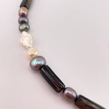 Load image into Gallery viewer, Alba Pearl Necklace