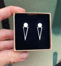 Load image into Gallery viewer, Taper Two Way Earrings
