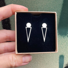 Load image into Gallery viewer, Taper Two Way Earrings