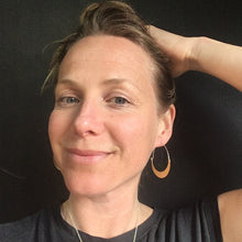 Load image into Gallery viewer, Lunula Hoops