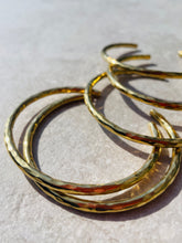 Load image into Gallery viewer, Chunky hammered Gold Bracelet
