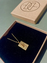 Load image into Gallery viewer, Snake Tablet Necklace
