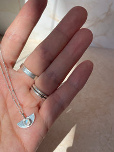 Bow Necklace