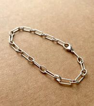 Load image into Gallery viewer, Solid Silver Chunky Bracelet
