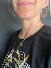 Load image into Gallery viewer, Mango Chalcedony Gold Necklace

