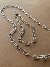 Load image into Gallery viewer, Solid Silver chunky chain
