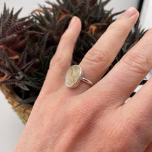 Load image into Gallery viewer, Hair of Venus Oval Ring
