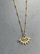 Load image into Gallery viewer, Zig Zag Necklace

