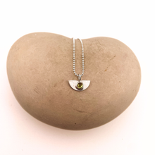Load image into Gallery viewer, Bow Necklace
