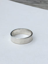 Load image into Gallery viewer, Eco Silver Band
